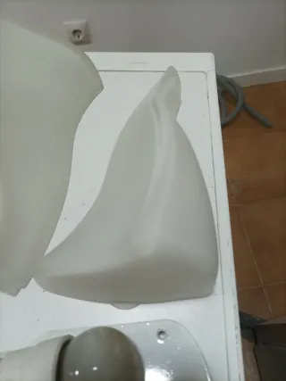 2 Apliques de Pared Antiguos Dorados y Blancos