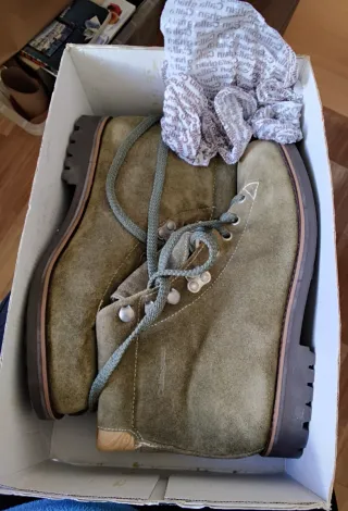 Botas de montaña  CALLAGHAN NUEVAS.