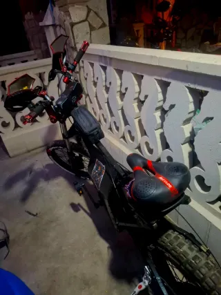 Bicicleta personalizada hecha a mano