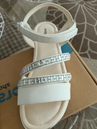 Sandalias blancas Mayoral T33