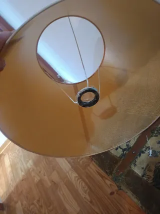 Mampara / tulipa de lámpara de pie.