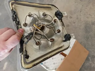 Piloto trasero Vespa GTS Plata/Rojo