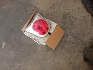 Piloto trasero Vespa GTS Plata/Rojo