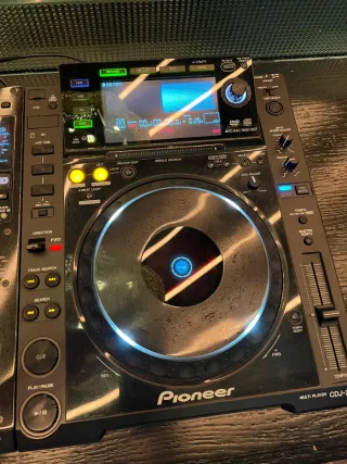 Pioneer DJM-900 nexus + 2 CDJ-2000