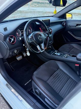 Mercedes-Benz A45 4matic 360cv 2015