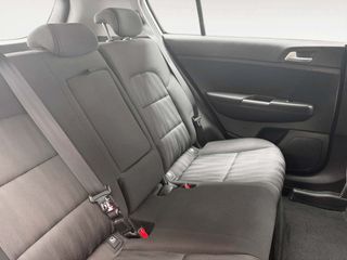 Kia Sportage 1.6 MHEV Business 4x4 100 kW (136 CV)