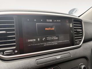 Kia Sportage 1.6 MHEV Business 4x4 100 kW (136 CV)