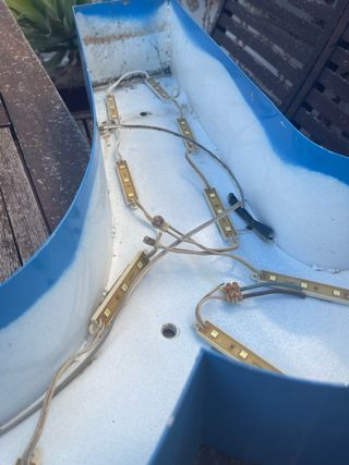 Gigante Letra “M” azul 140 cm industrial Jardinera