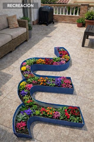 Gigante Letra “M” azul 140 cm industrial Jardinera