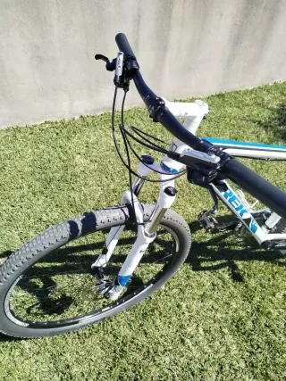 Bicicleta Trek Alpha Mamba G2 Aro 29