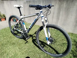 Bicicleta Trek Alpha Mamba G2 Aro 29