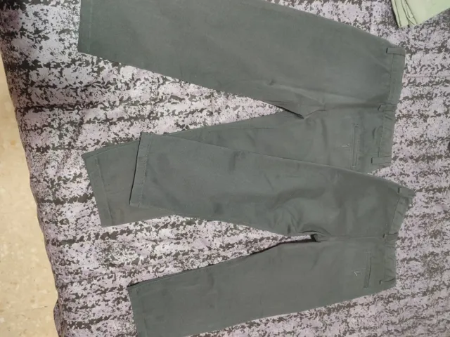 2 Pantalones Uniforme Sagrada Familia Talla 4