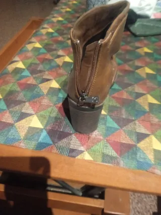 Botines marrones con tacón