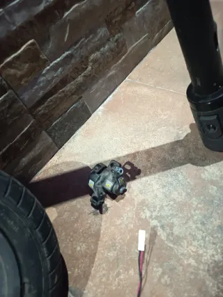 Patín Eléctrico Desmontado