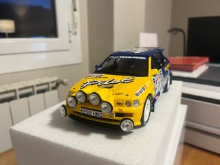 Ford Escort Cosworth Michelin Pilot 1:18