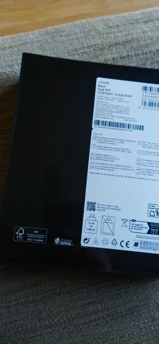 Vivo X200 FE sin abrir