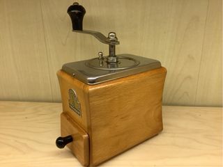 Molino de café ARMIN TROSSER madera
