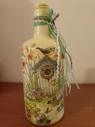 Botella de cristal decorada