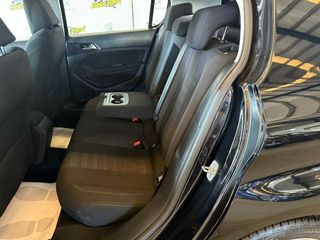 Peugeot 308 5p Allure 2.0 BlueHDi 150 SE PUEDE VER Y PROBAR EN SENRA SPORT (PEUGEOT) DUMBRIA