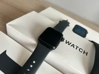 Apple Watch SE 40mm GPS Midnight