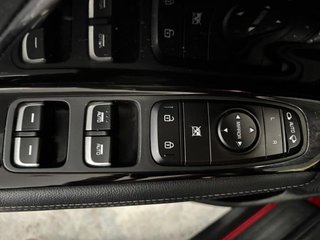 Kia Niro 1.6 GDi PHEV 104kW (141CV) Drive