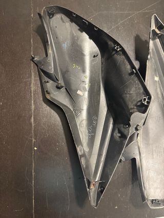 Carenado Lateral Depósito Honda CB125R