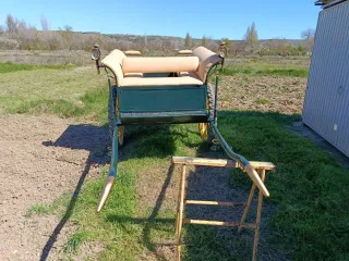 Charret de caballo verde y amarillo