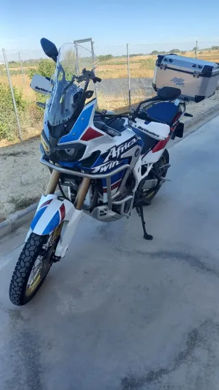 Honda Africa Twin DCT, 25 Aniversario. ADVENTUR.