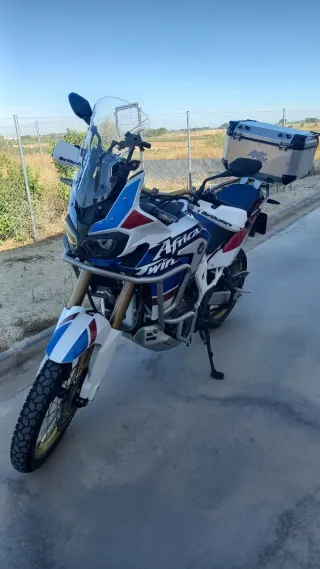 Honda Africa Twin DCT, 25 Aniversario. ADVENTUR.