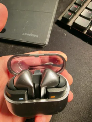 Samsung Galaxy Buds3 Pro Plata