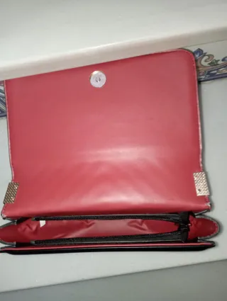 Bolso Saint Laurent Negro y Dorado