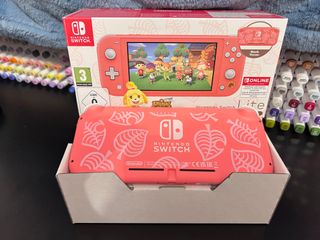 Nintendo Switch Lite Edizione Animal Crossing