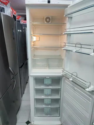 Nevera combi marca Liebherr 200/60cm A+ con garant