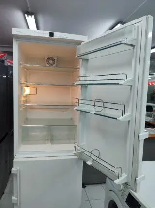 Nevera combi marca Liebherr 200/60cm A+ con garant