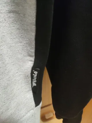 Felpa Gola con cappuccio Tg S