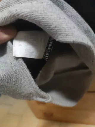 Felpa Gola con cappuccio Tg S