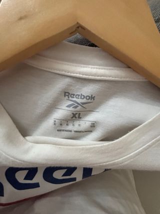 Camiseta Reebok Blanca Logo Azul