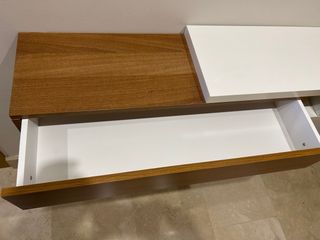 Recibidor flotante de estilo moderno