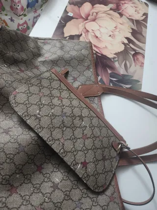 Borsa Gucci marrone con pochette
