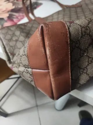 Borsa Gucci marrone con pochette