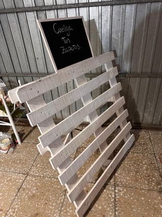 Colgador de zapatos para bodas