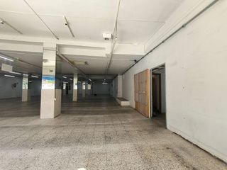 Local comercial en alquiler en Salesas - Labradores en Salamanca