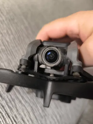 Dron DJI Avata + 3 Batterie e Eliche