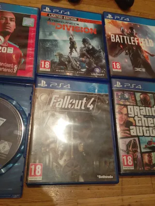 Consola PS4 500GB + 6 Juegos