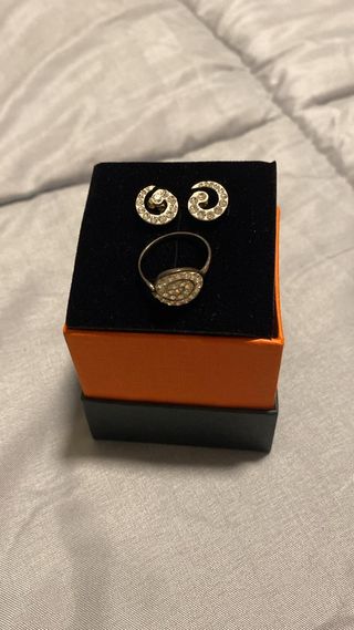 Conjunto Anillo y Pendientes Bisutería