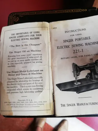 Máquina de coser antigua eléctrica 1927