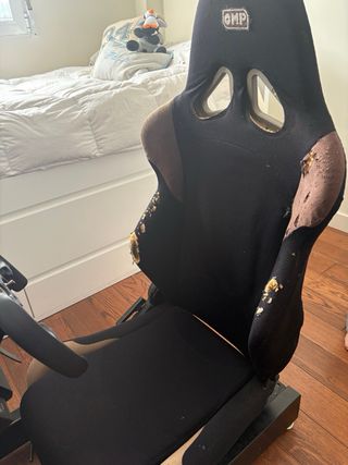 Cockpit con asiento bucket y funda