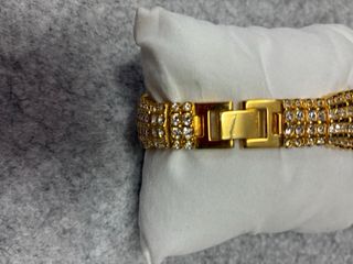 Reloj Visage Dorado con Cristales