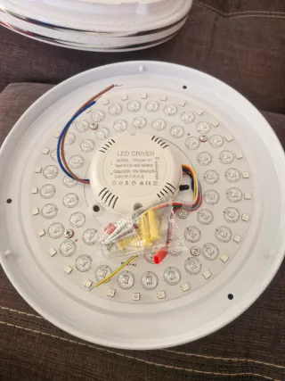 Lámpara Techo con Altavoz Bluetooth