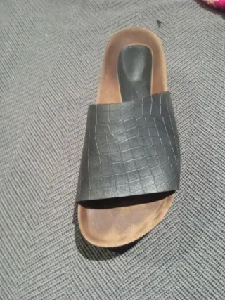 Sandalias cuña gris